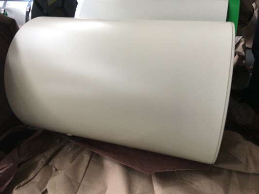 Prepainted Color Coated Steel Roll 600mm-1250mm Dengan Super Korosi Resistance