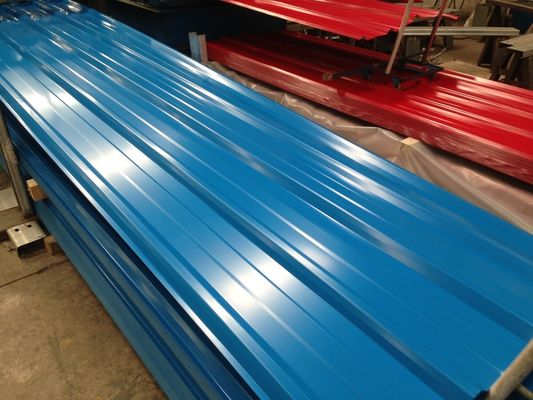 Lembar atap bergelombang logam biru 270MPa -500MPa Lembar bergelombang berlapis warna Gi