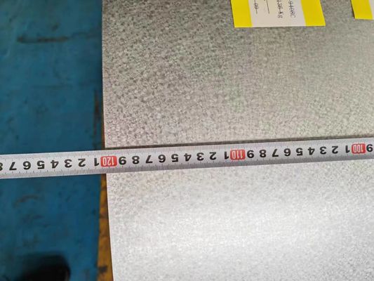 Kerumitan Koil Baja Aluzinc Lapisan 85-90HRB Lembar Metal Roofing Rolls