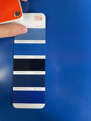 PPGL Coated Steel Coil 600mm-1250mm Putih / Biru / Merah Sertifikasi ISO9001
